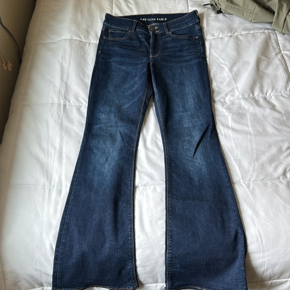 American Eagle High Rise Artist Flare Jeans - Picture 8 of 8